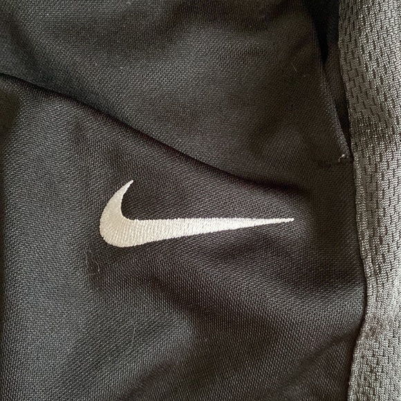 NWOT Black Nike Joggers - Picture 5 of 6